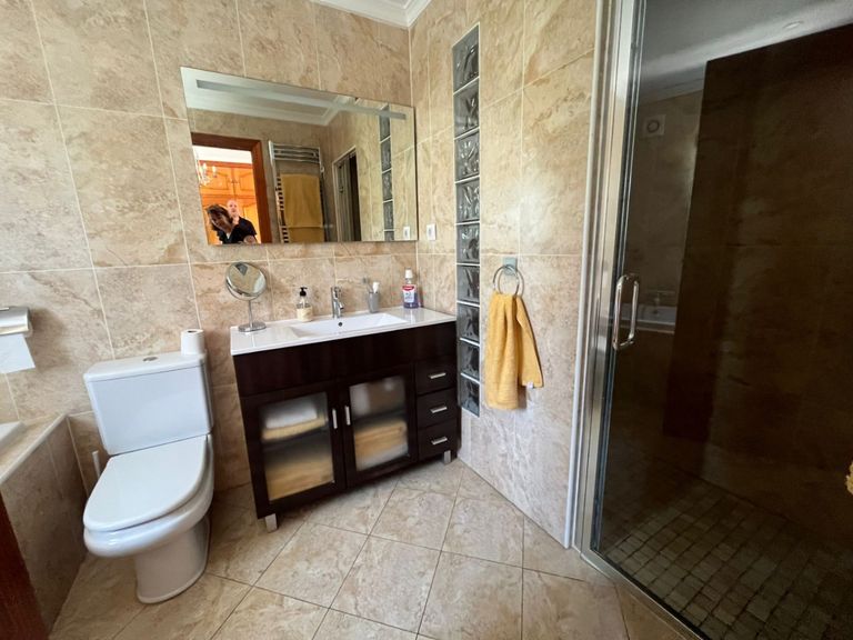 Property thumbnail 32