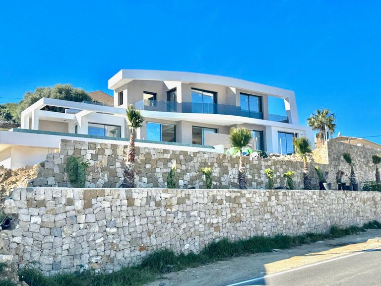 Property thumbnail 3