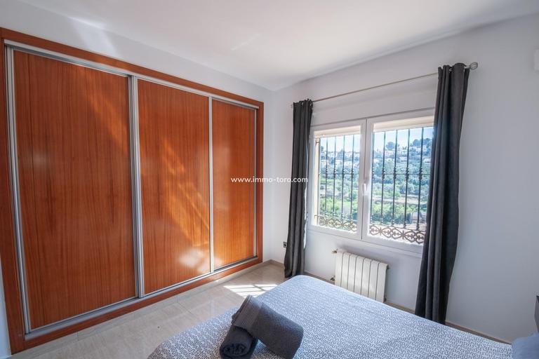 Property thumbnail 9