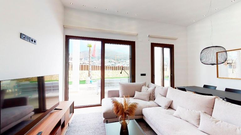 Property thumbnail 12