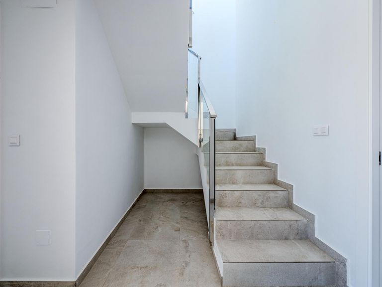 Property thumbnail 19