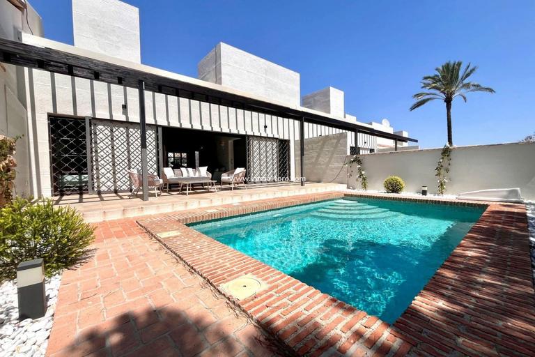 Property thumbnail 1