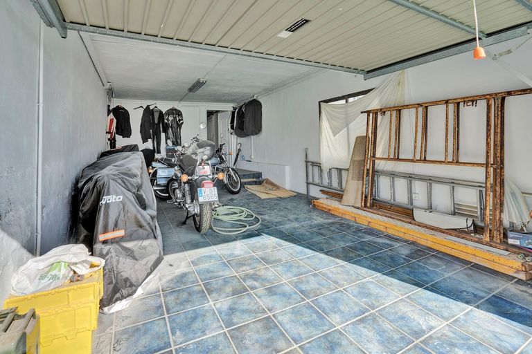 Property thumbnail 34