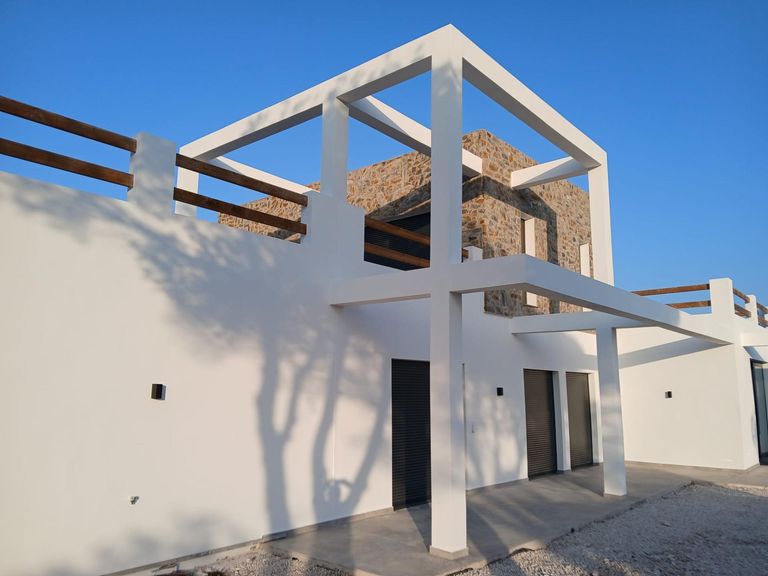 Property thumbnail 2