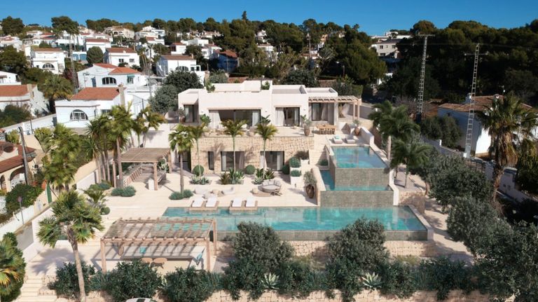 Property thumbnail 2