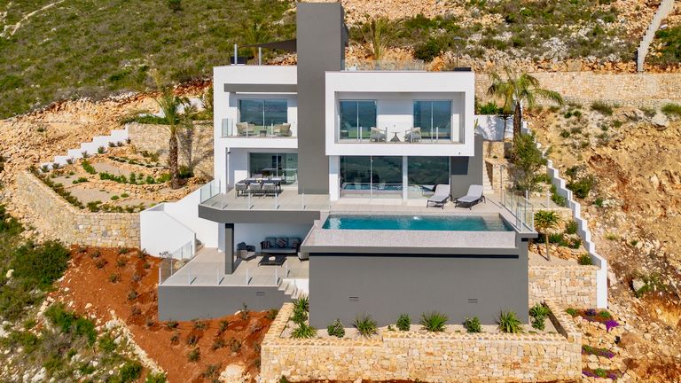 Property thumbnail 1