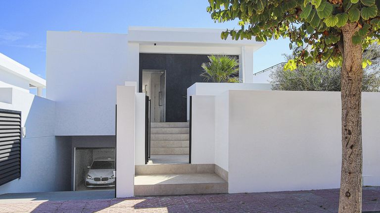 Property thumbnail 2