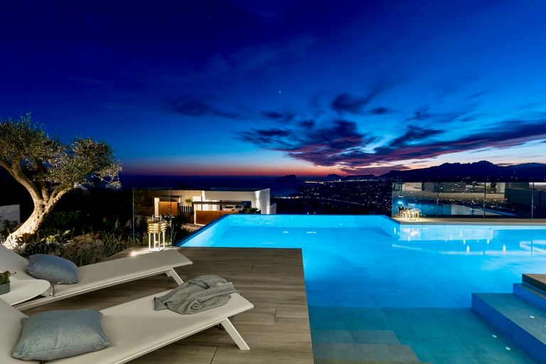 Property thumbnail 2