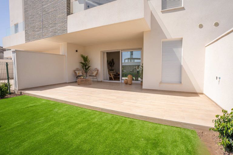 Property thumbnail 1