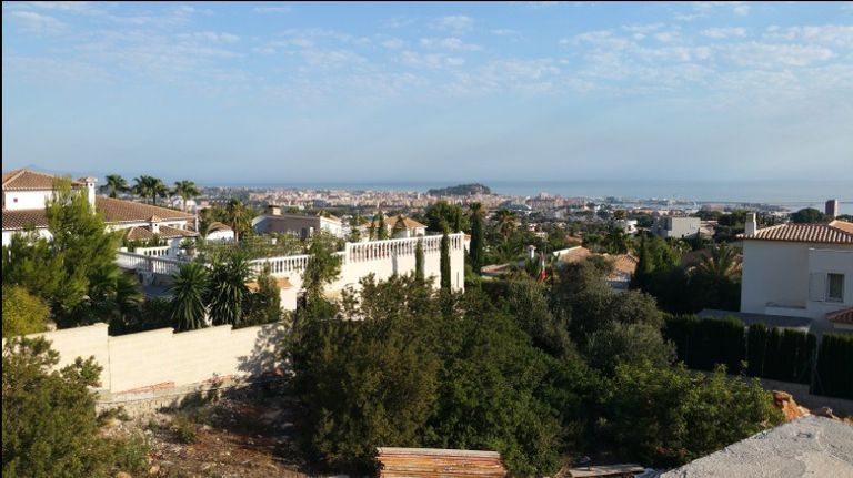 Property thumbnail 3