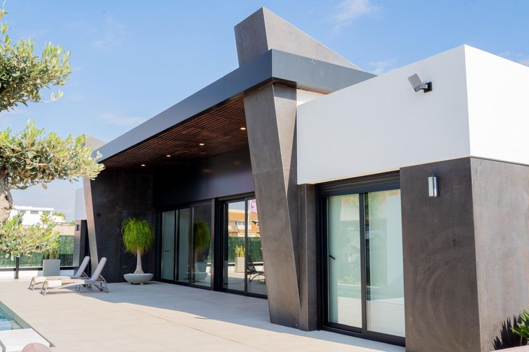 Property thumbnail 9
