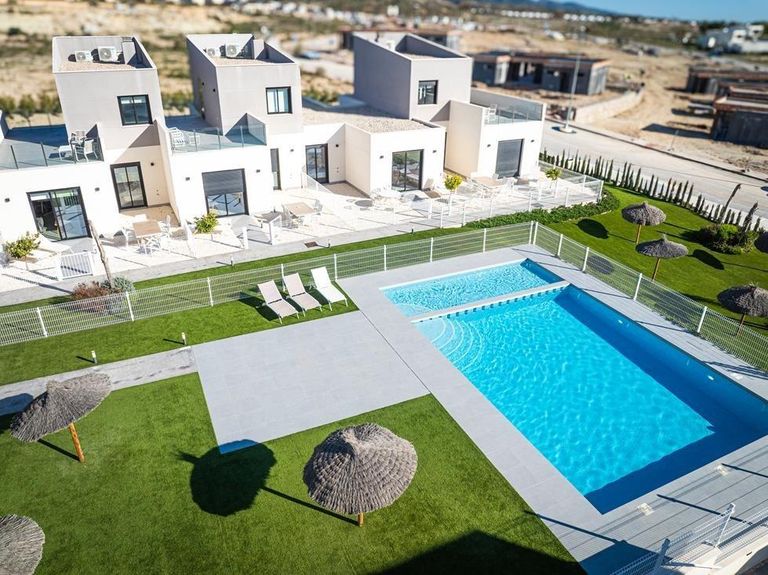 Property thumbnail 38