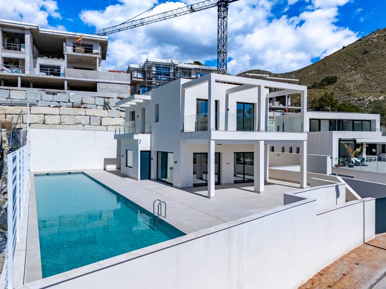 Property thumbnail 6