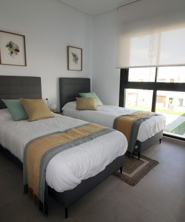 Property thumbnail 13