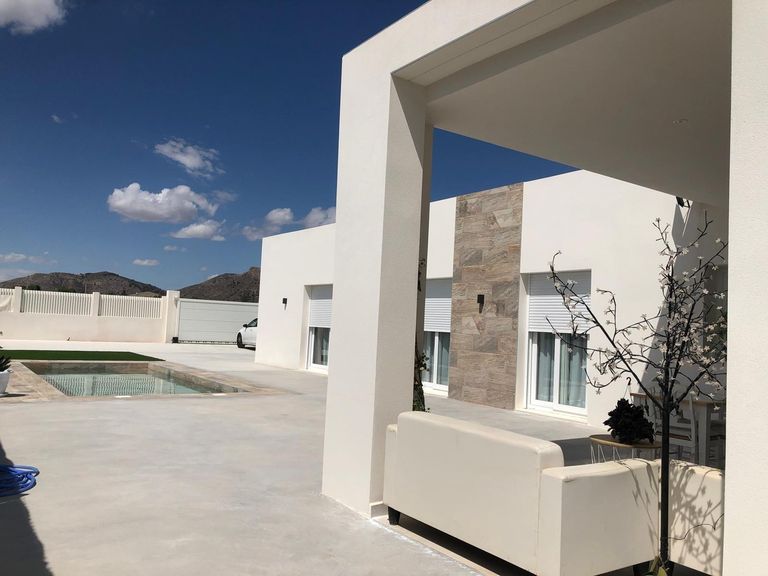 Property thumbnail 9