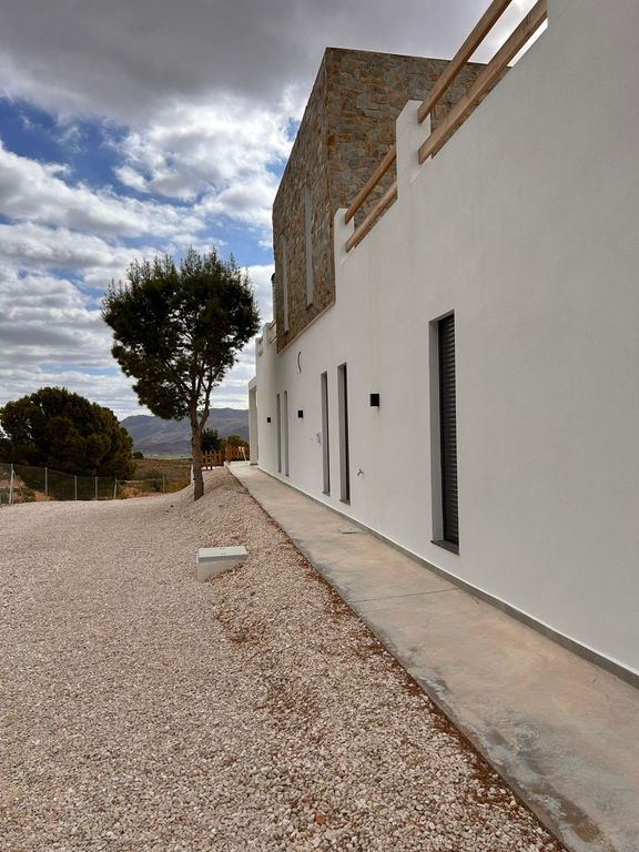 Property thumbnail 23