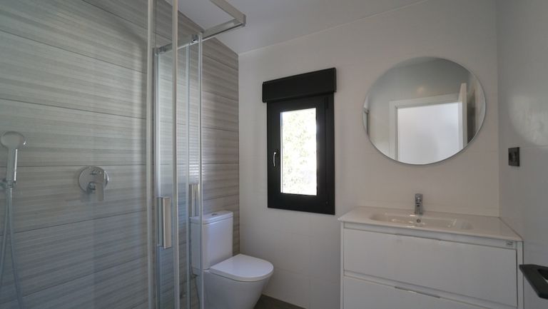 Property thumbnail 36