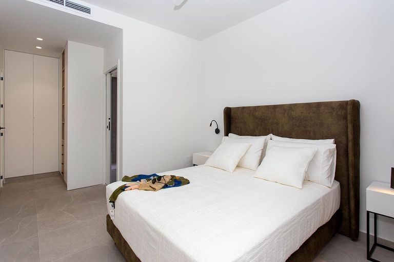 Property thumbnail 13