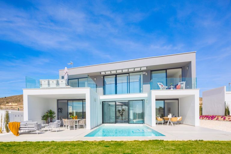 Property thumbnail 1