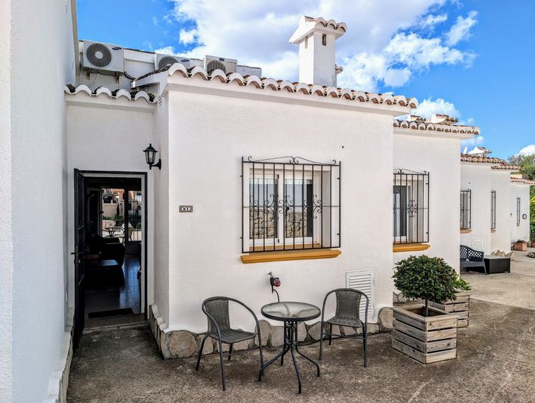 Property thumbnail 3
