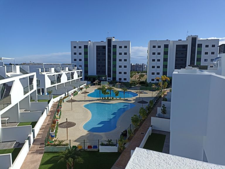 Property thumbnail 1