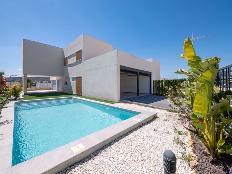 Property thumbnail 3