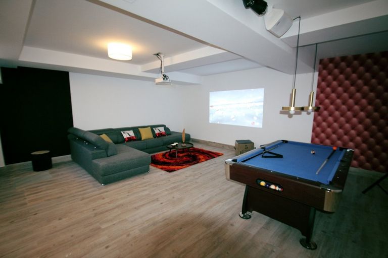Property thumbnail 40