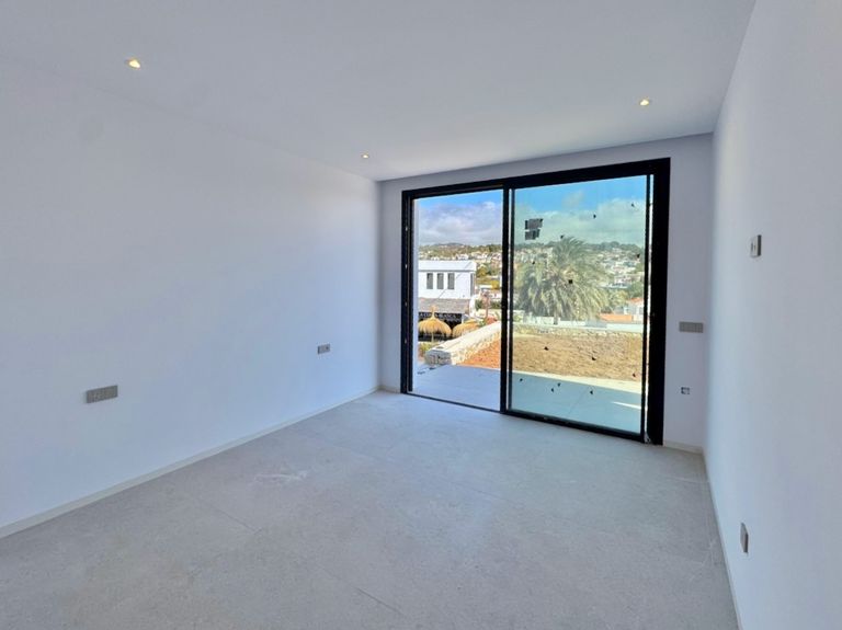 Property thumbnail 18