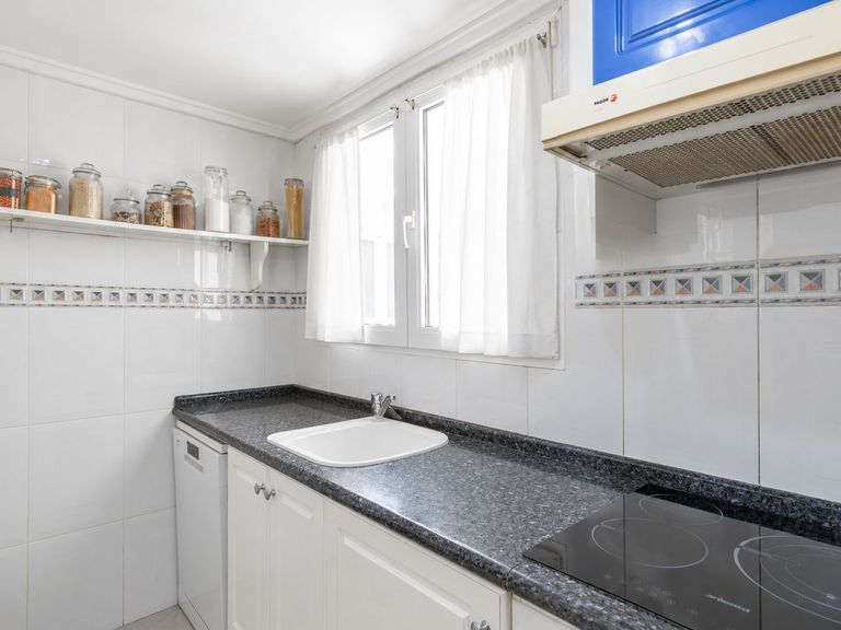 Property thumbnail 5