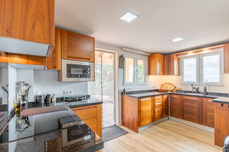 Property thumbnail 10