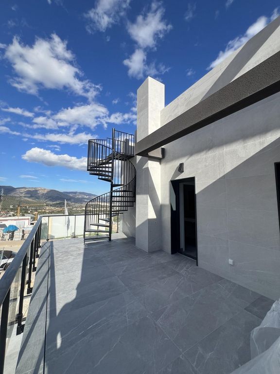 Property thumbnail 24