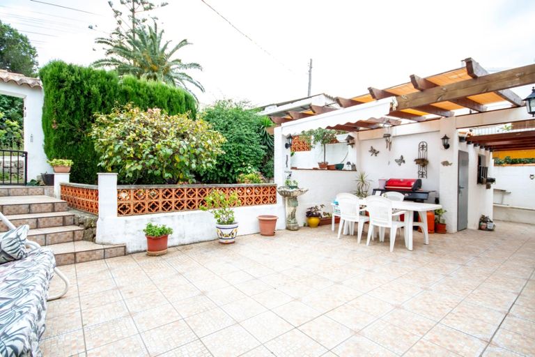 Property thumbnail 3