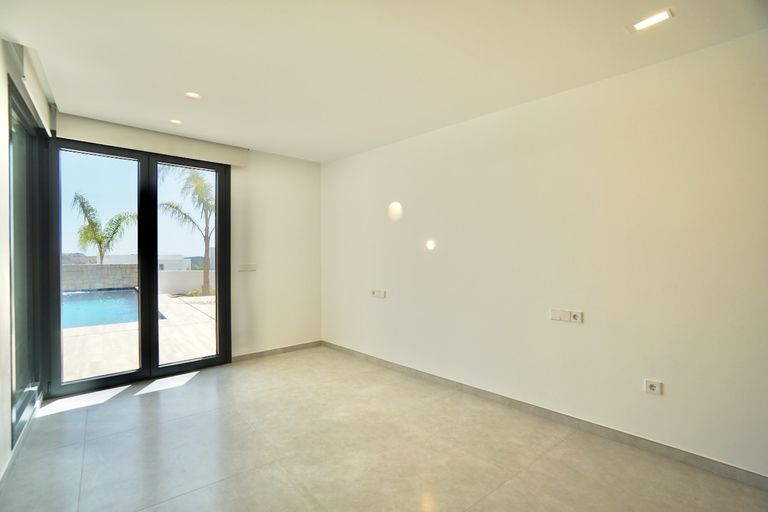 Property thumbnail 24