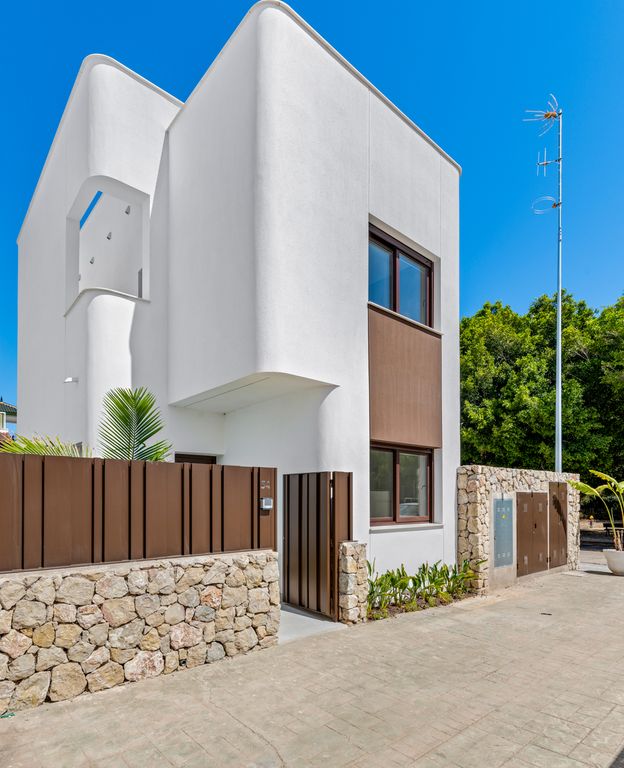 Property thumbnail 1