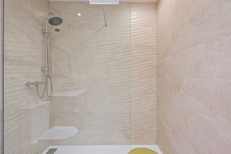 Property thumbnail 23