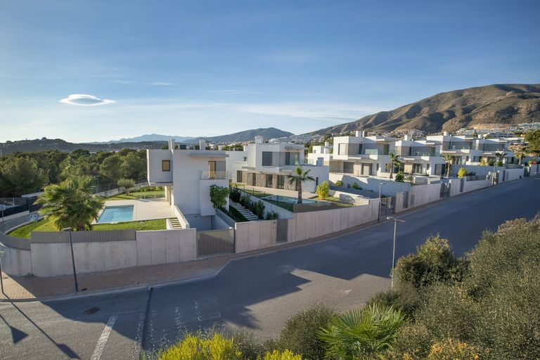 Property thumbnail 7