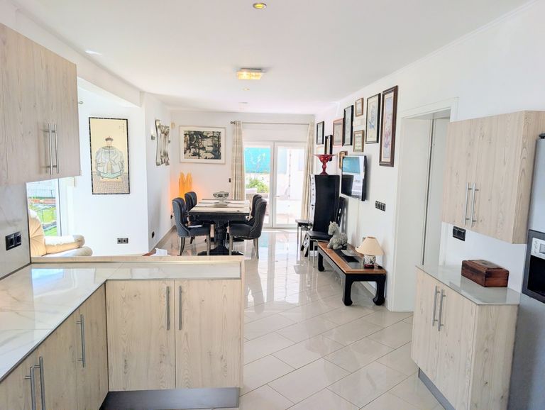 Property thumbnail 34