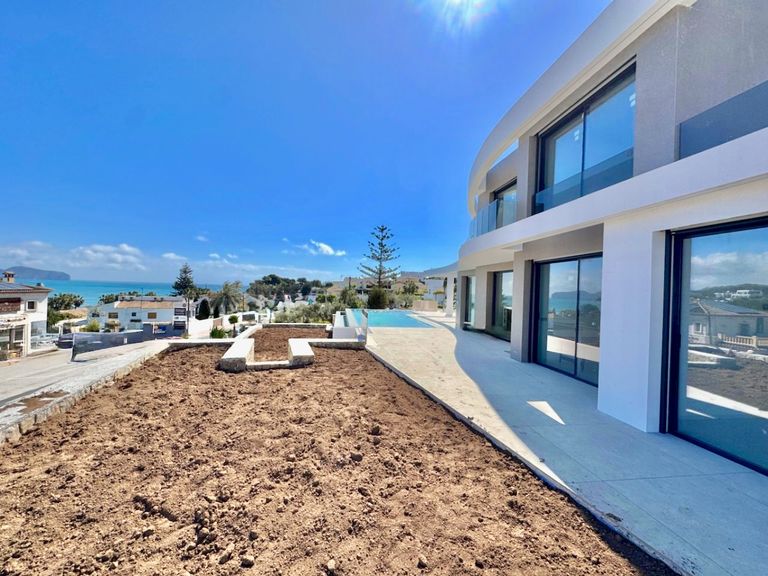 Property thumbnail 42
