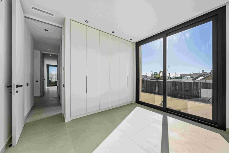 Property thumbnail 13