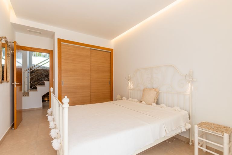 Property thumbnail 18