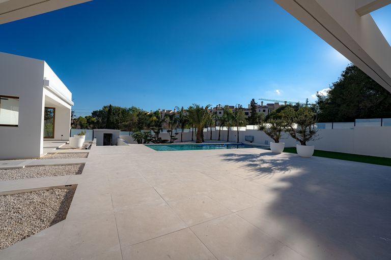 Property thumbnail 8
