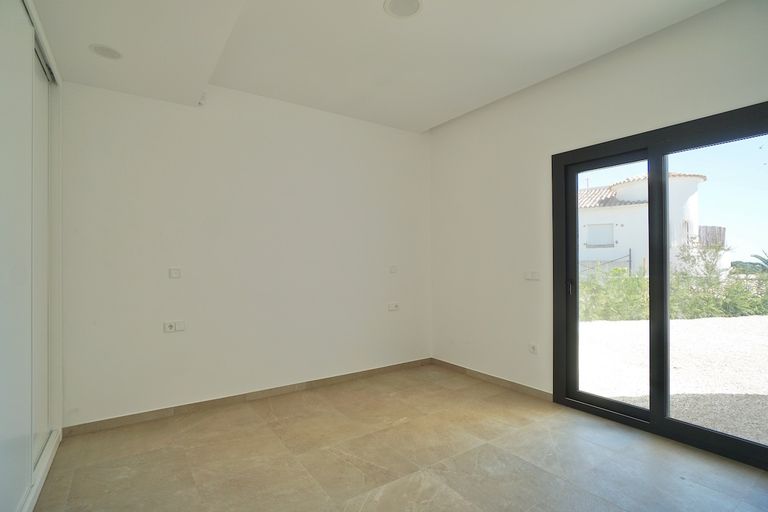 Property thumbnail 17