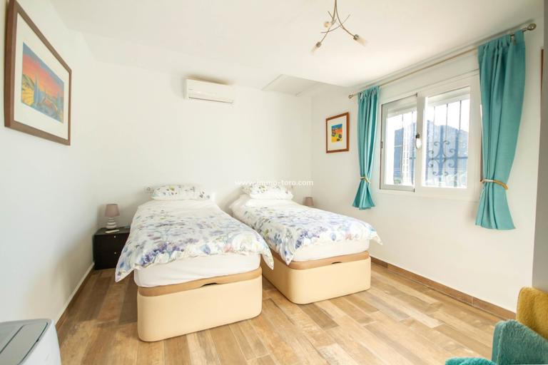 Property thumbnail 8