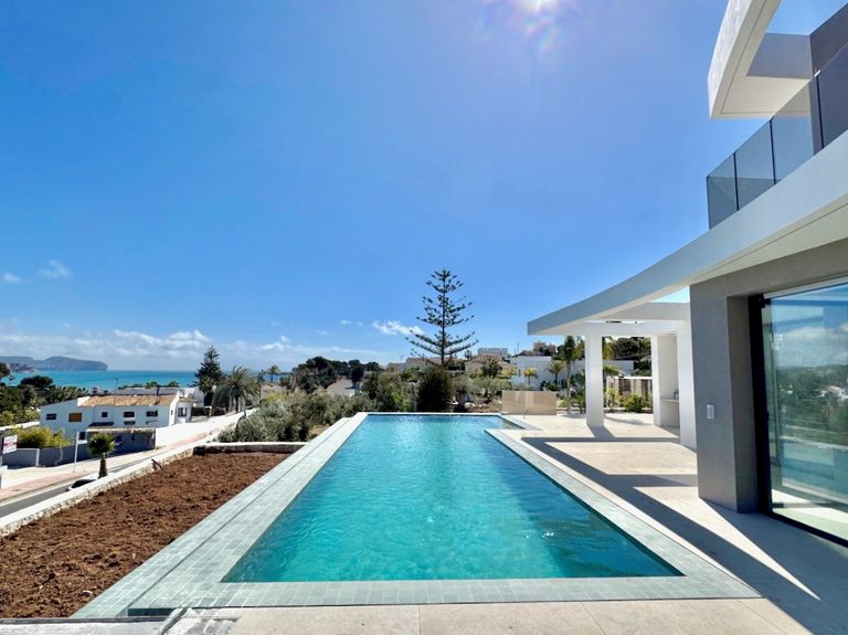 Property thumbnail 35