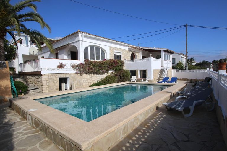 Property thumbnail 1
