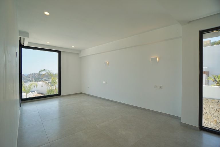 Property thumbnail 17