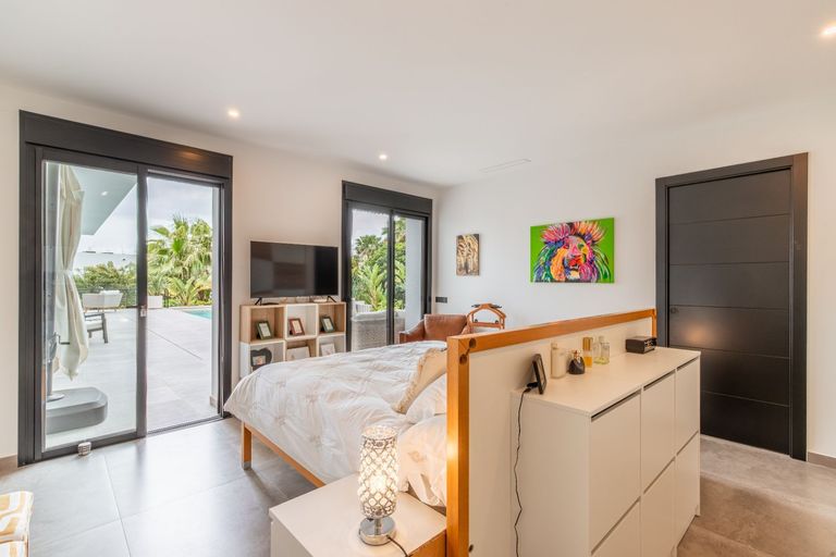 Property thumbnail 12