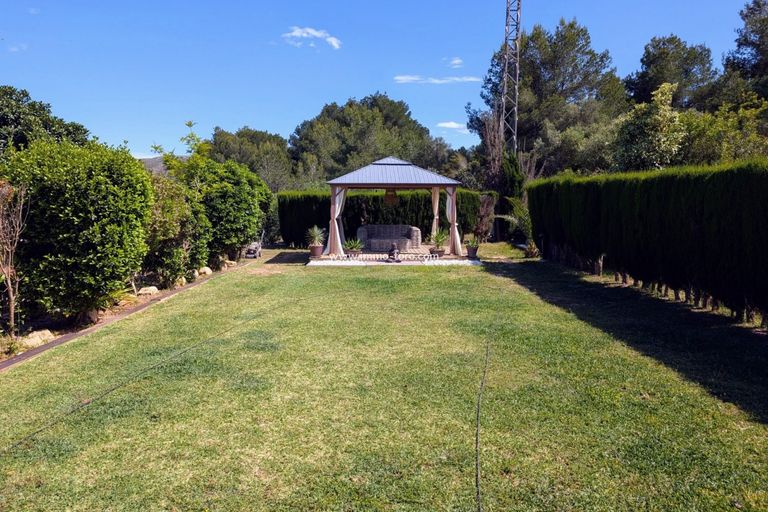 Property thumbnail 11