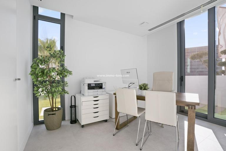 Property thumbnail 23