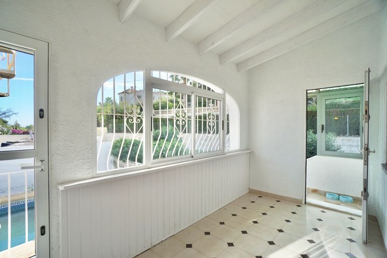 Property thumbnail 6